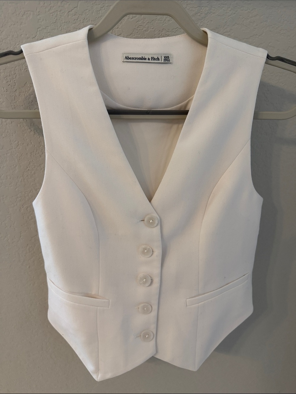 Abercrombie & Fitch Button Down Vest Tank